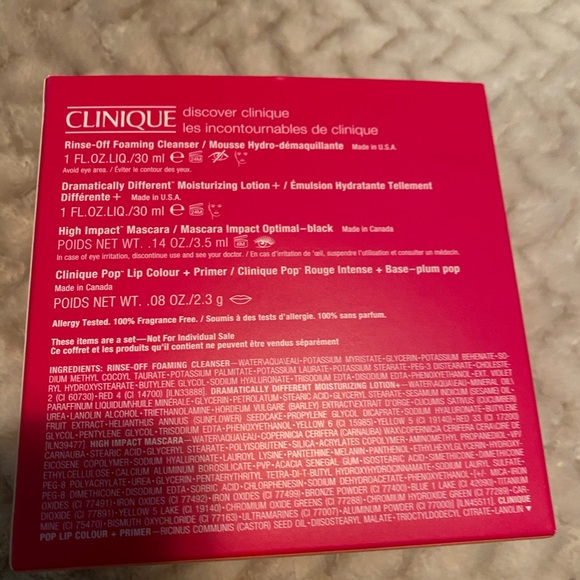 Clinique 4 piece discover skin essentials gift set - Picture 3 of 6